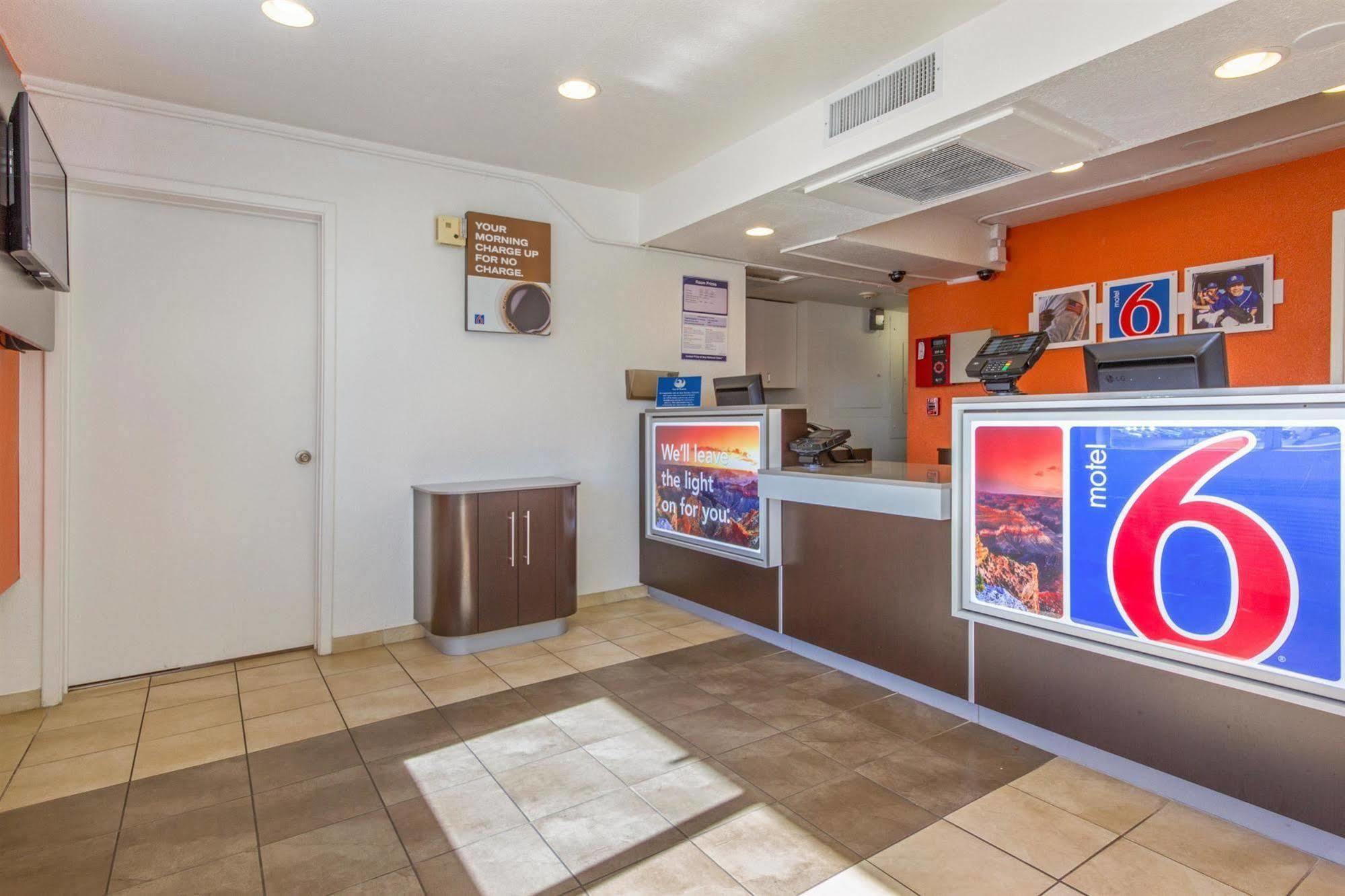 Motel 6-Phoenix, Az - North Bell Road Экстерьер фото